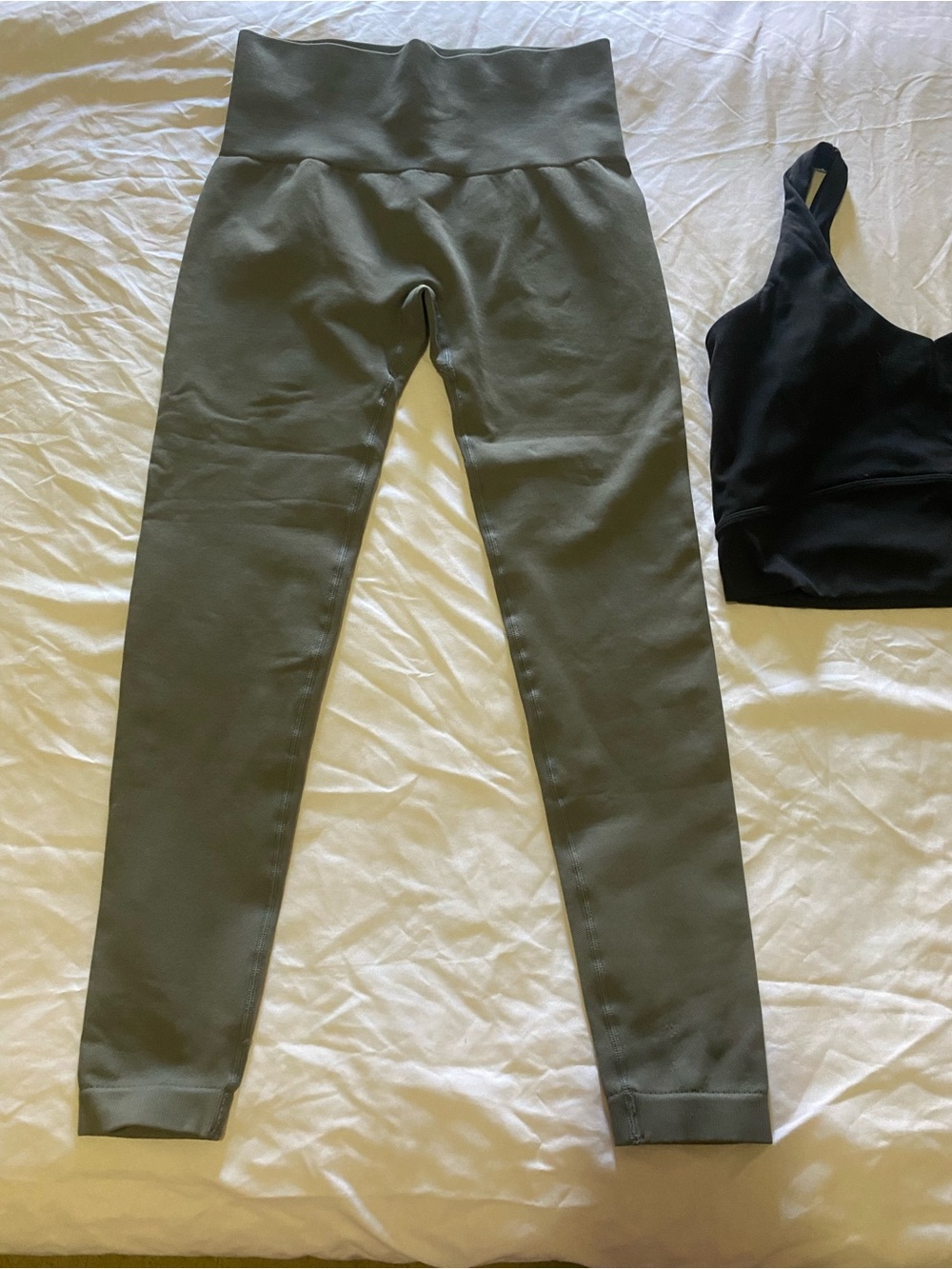 High-Waist Olive Green Leggings - Womens Activewear